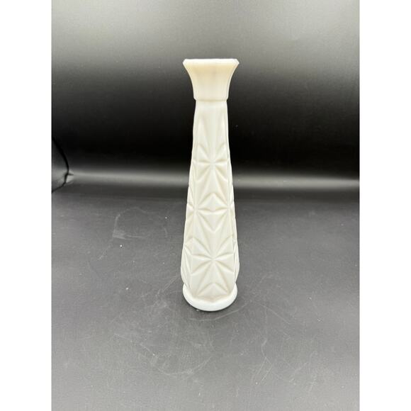 Vintage 1950s-60s White Milk Glass Starburst Mid Century Modern Vase - Picture 4 of 6